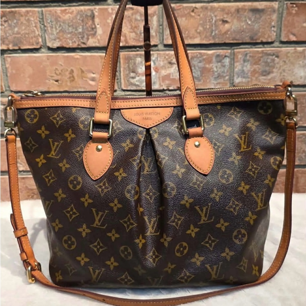 Louis Vuitton Monogram Canvas Tote in Brown and Tan